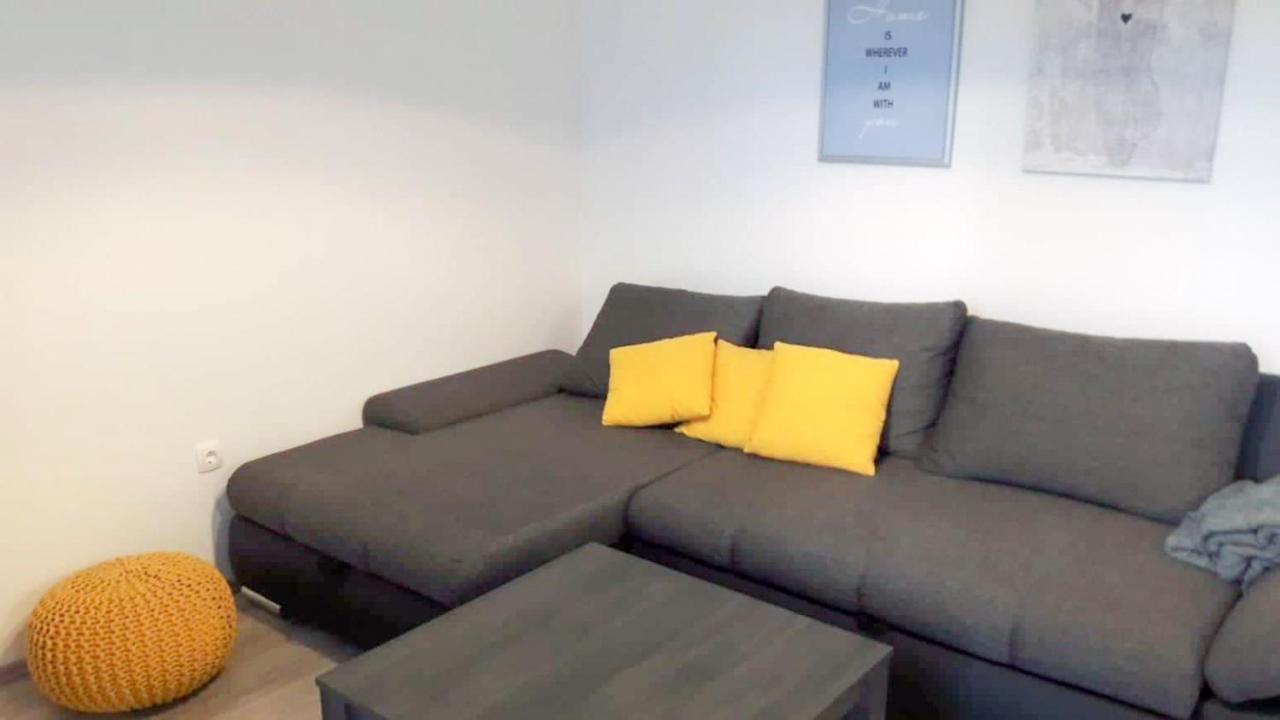 Apartman Ivana พอดโกรา ภายนอก รูปภาพ